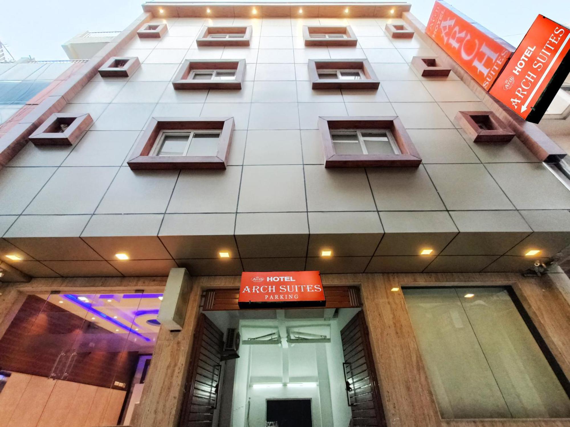 Hotel Arch Suites - Near Aerocity Нью-Делі Екстер'єр фото